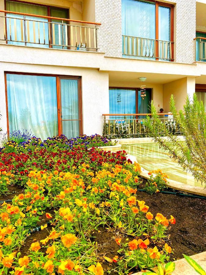 Diamond Apartment №1 - Relax Holiday Views Sea And Pool 부르가스 외부 사진